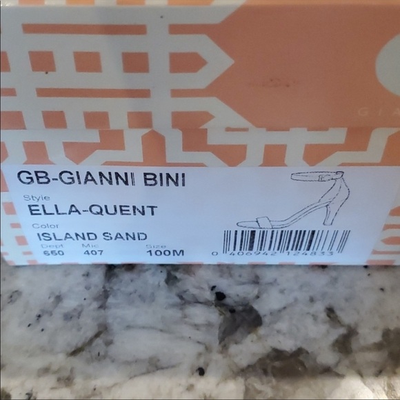 ❤️🔥NWOB Gianni Bini - Ella Quint Nude Strappy Summer Heels - 10 - Picture 3 of 5